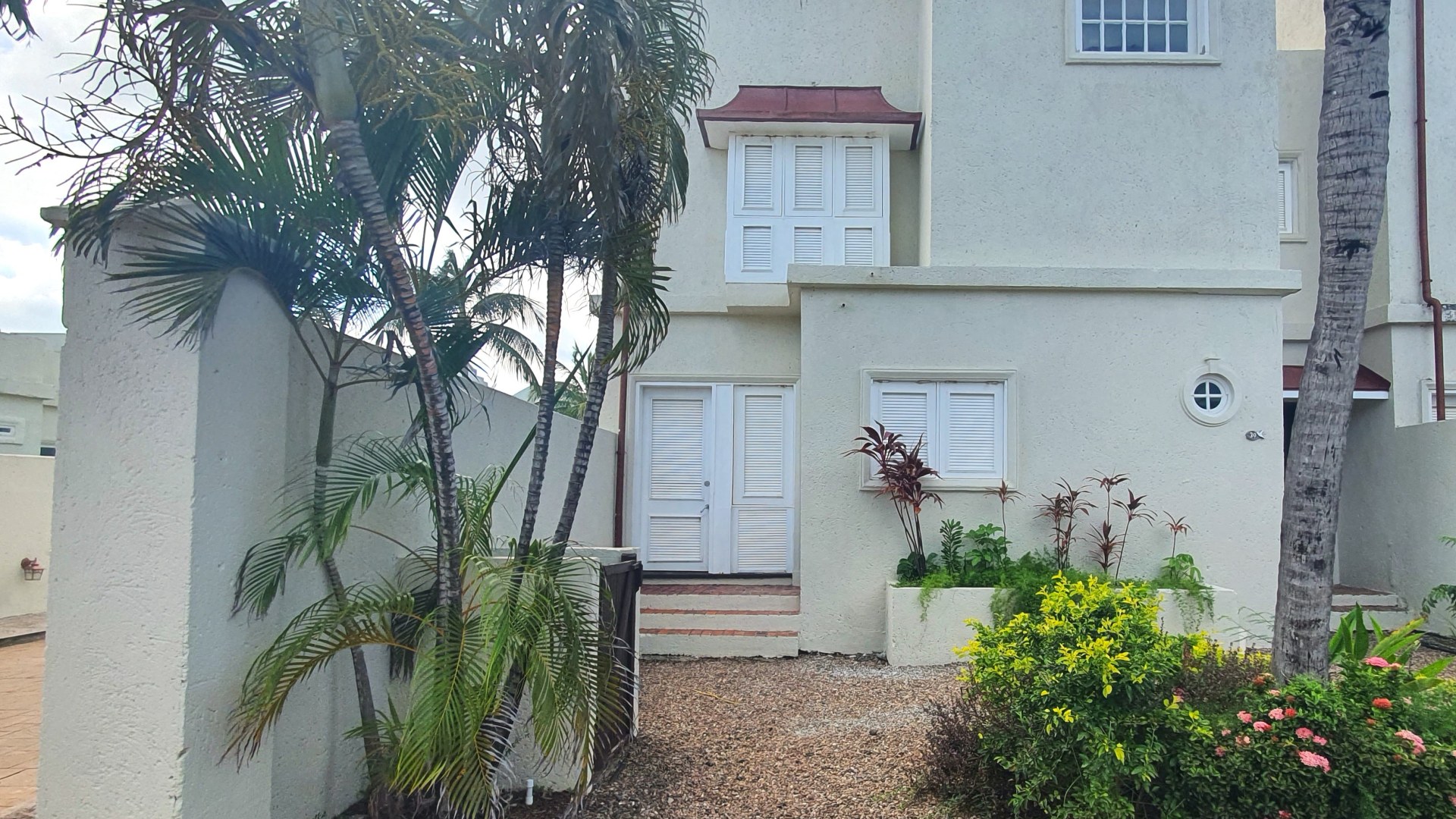 condo for sale at Cap Cove Unit 39 entrance