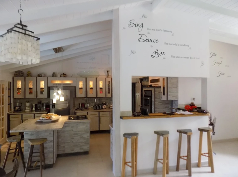 houses for sale in st lucia - Villa Zatarra For Sale in St Lucia Caribbean bar