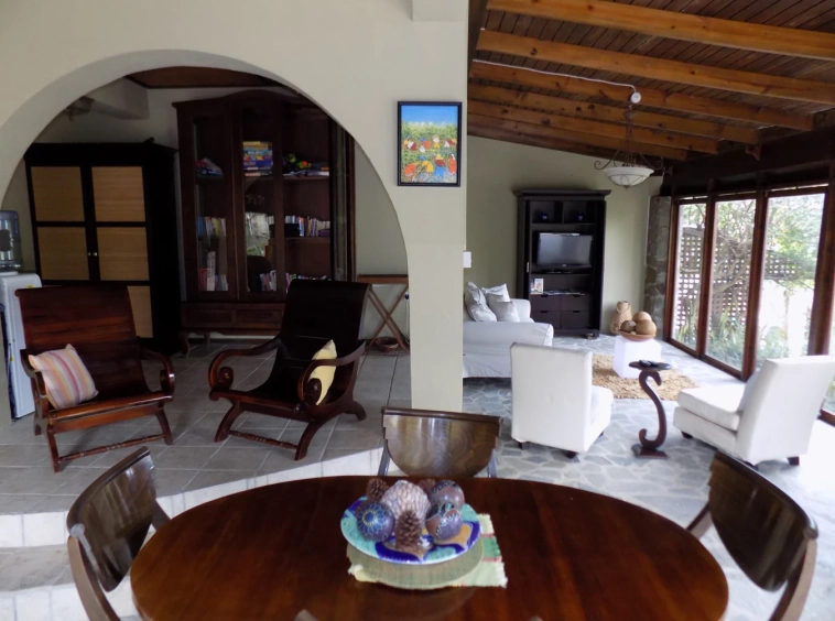 houses for sale in st lucia - Villa Zatarra For Sale in St Lucia Caribbean sitting room