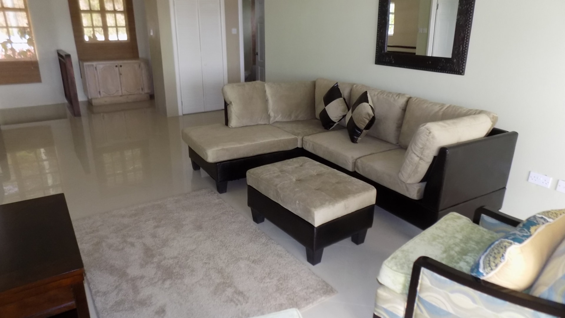 Villas for sale in st lucia - Choc Ridge Villa For Sale in Choc estate St Lucia Caribbean sitting room