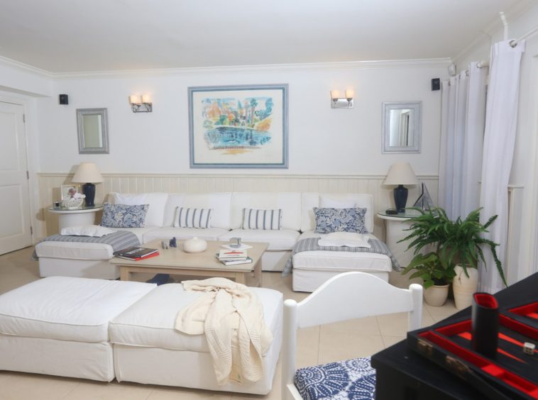 st lucia real estate - golf ridge villa for sale sitting room