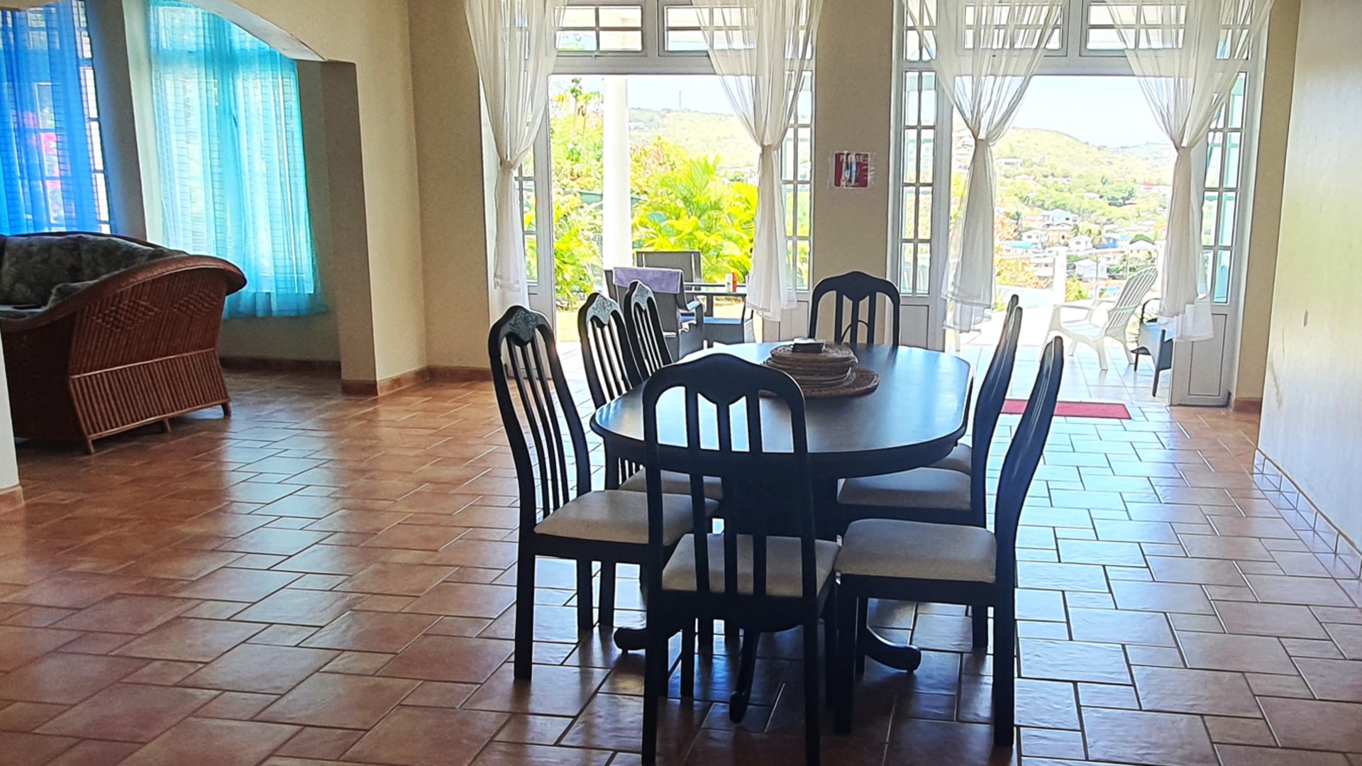 real estate st lucia - VILLA MANTELL for sale dinning table